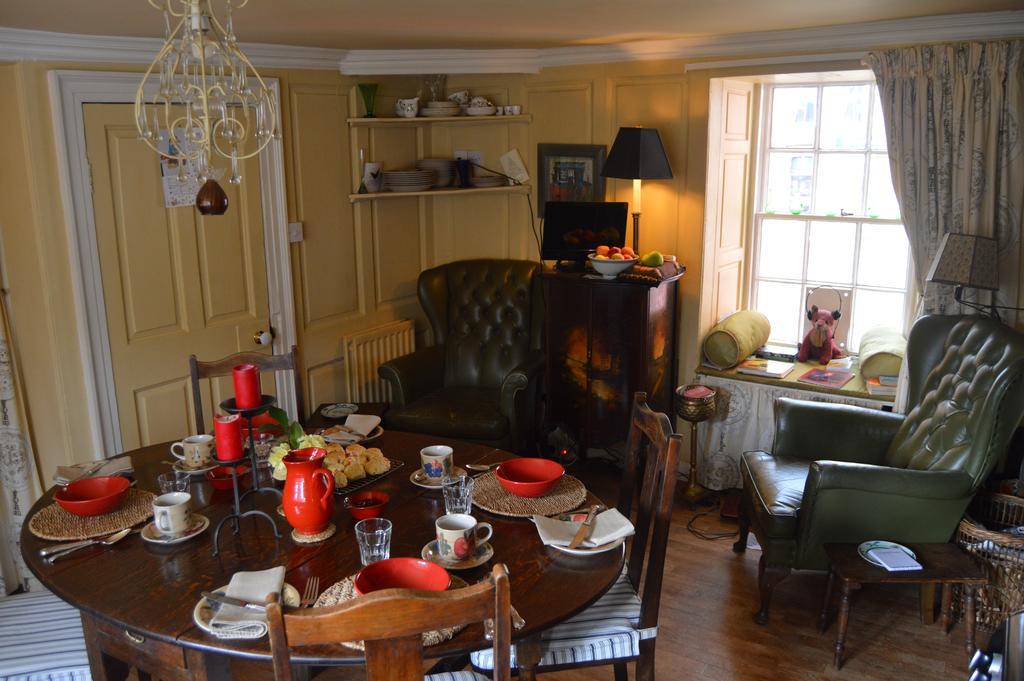 Lady Penelope'S B&B Duns Exterior photo